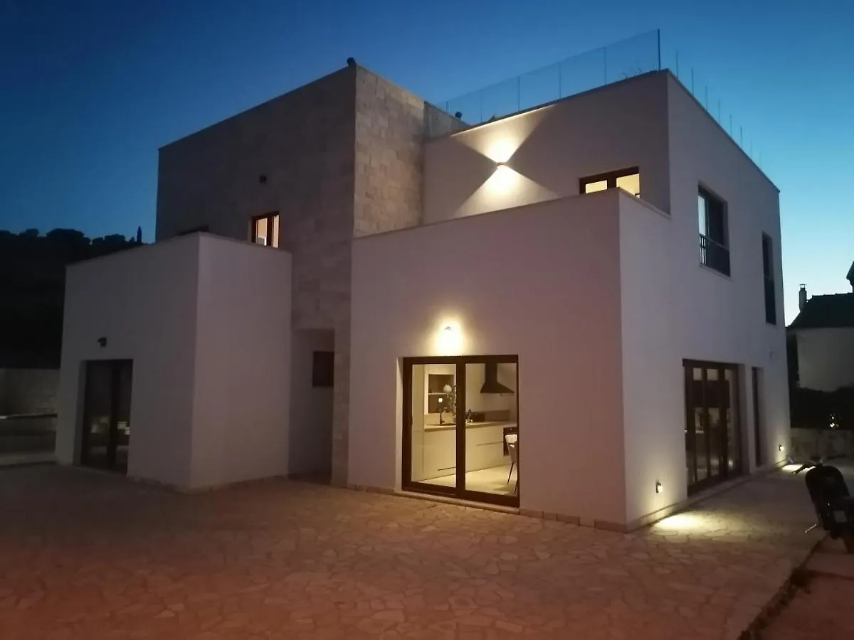 Villa Bora - Blue Flat Green Flat Slatine Croatia