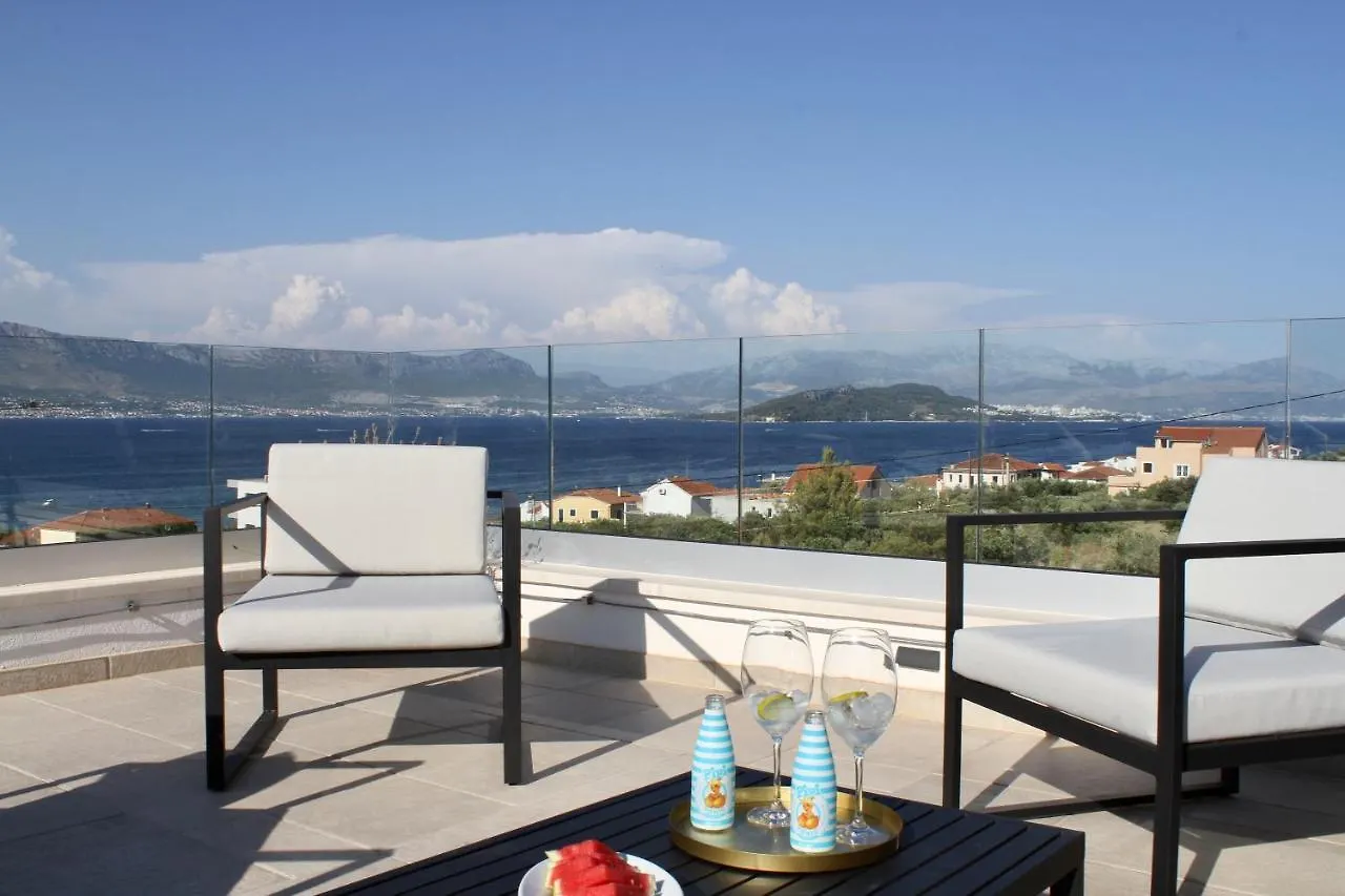 Apartment Villa Bora - Blue Flat Green Flat Slatine Croatia