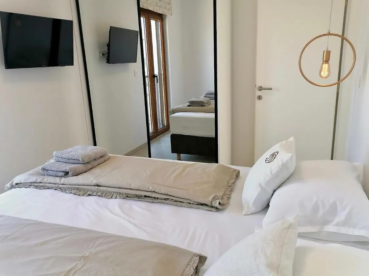 Villa Bora - Blue Flat Green Flat Slatine Apartment