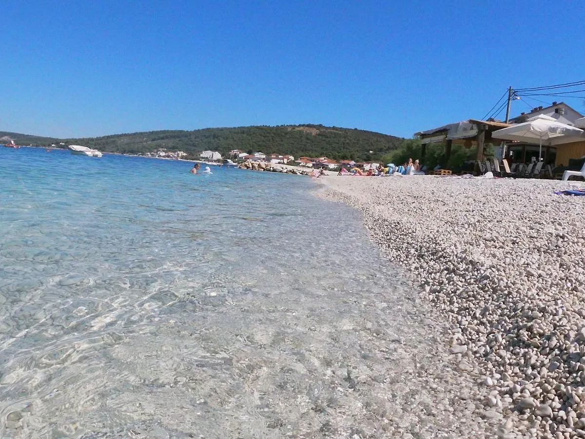 Apartment Villa Bora - Blue Flat Green Flat Slatine